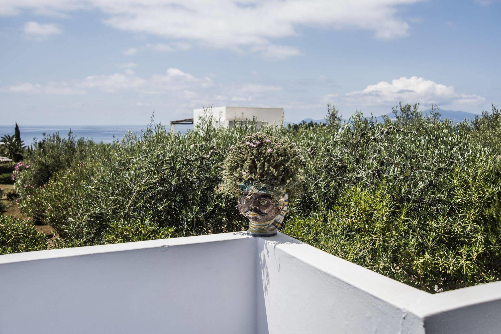 Hotel La Sirena Panarea Esterno foto